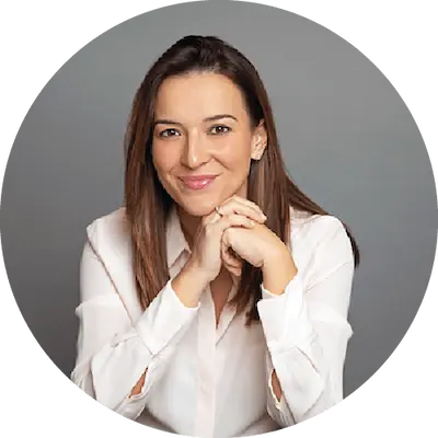 Maria Elena Salvador - Representante Legal